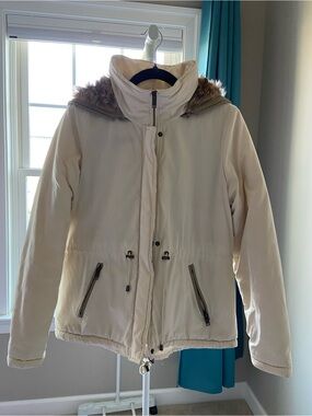 Hooded Puffer Jacket with Faux Fur Trim